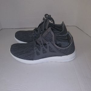 Relance atlethic  Running shoes ,color gray  size 8